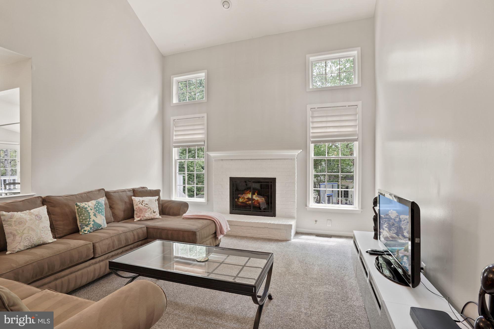 10891 Hunter Gate Way Reston, VA 20194 - Photo 27 of 75