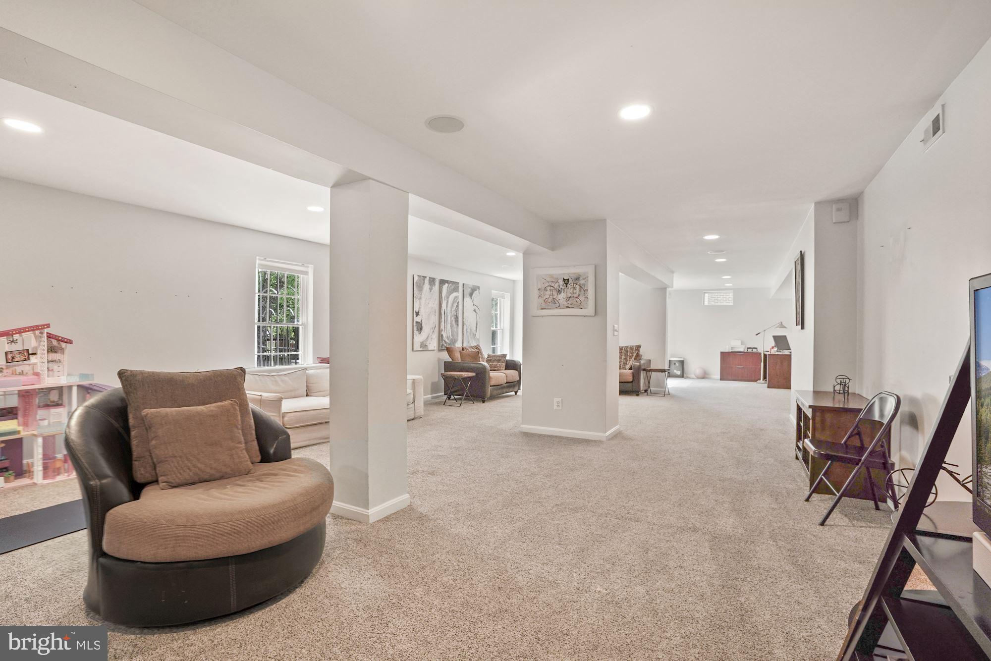 10891 Hunter Gate Way Reston, VA 20194 - Photo 73 of 75
