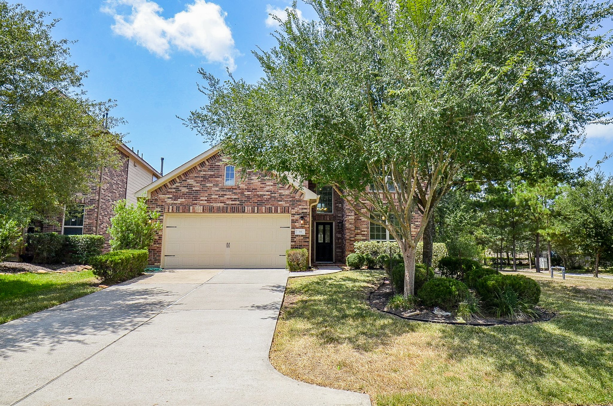 35 South Marshside Place Spring, TX 77389 - Photo 1 of 20 Gallery Image 1