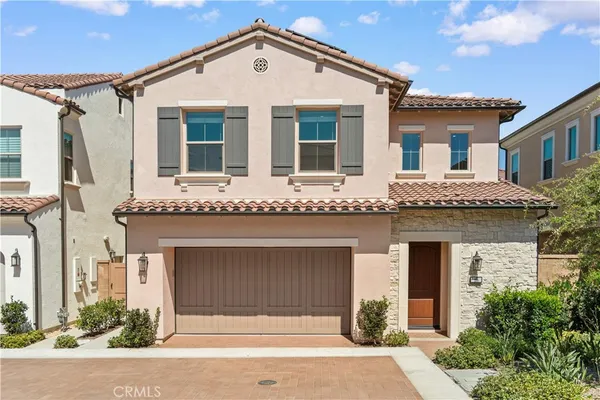 $1,880,000 | 106 Glydon, Irvine, CA 92618