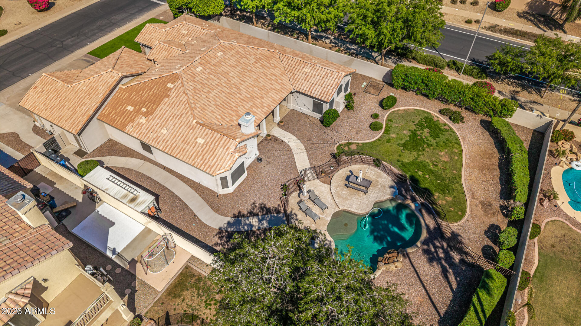 2187 East Finley Street Gilbert, AZ 85296 - Photo 86 of 89 an aerial view of a house with a yard and garden