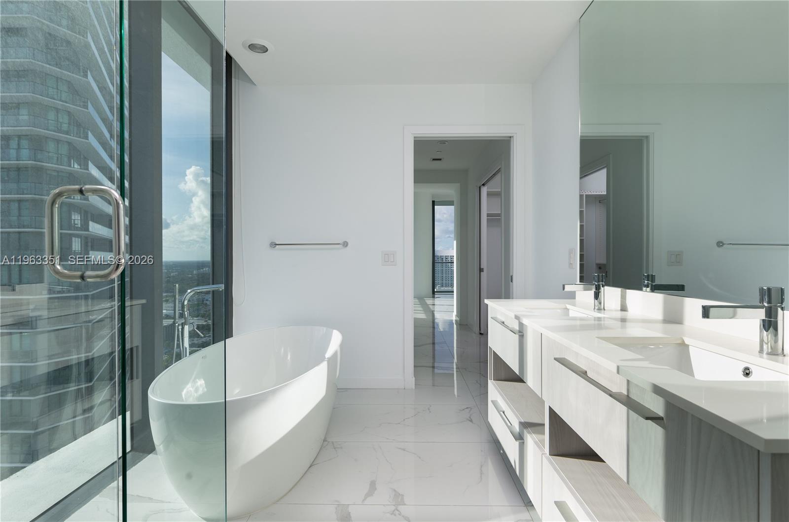 480 Northeast 31st Street, Unit 3307 Miami, FL 33137 - Photo 14 of 29