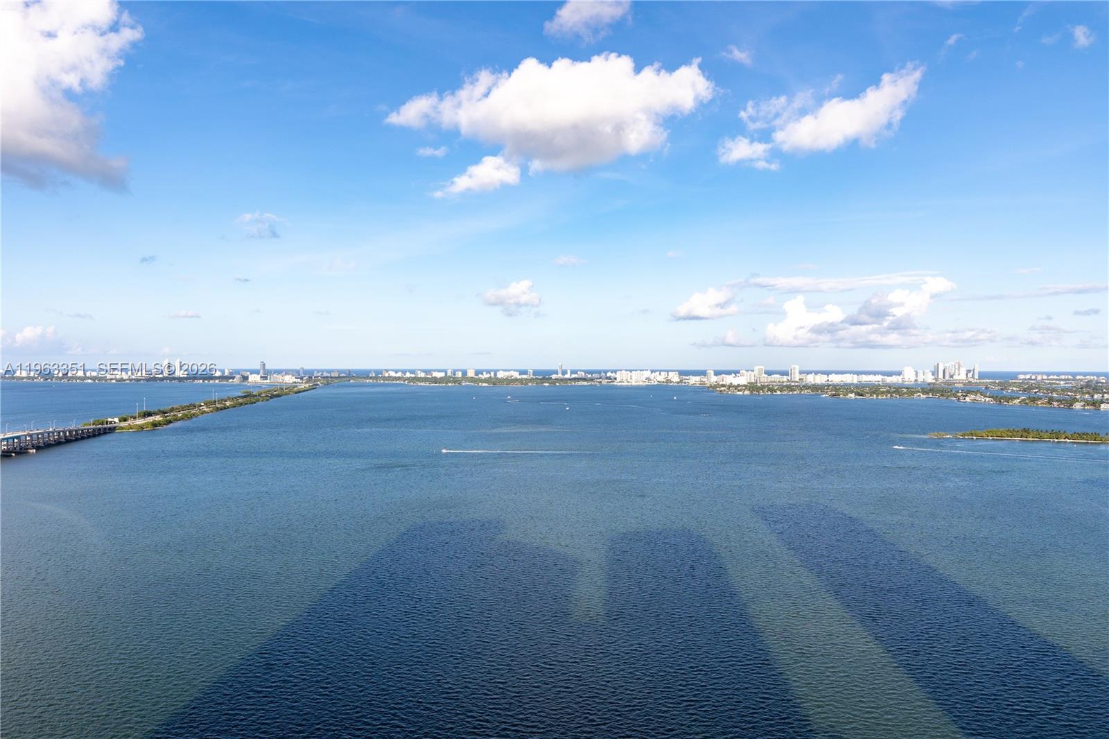 480 Northeast 31st Street, Unit 3307 Miami, FL 33137 - Photo 27 of 29