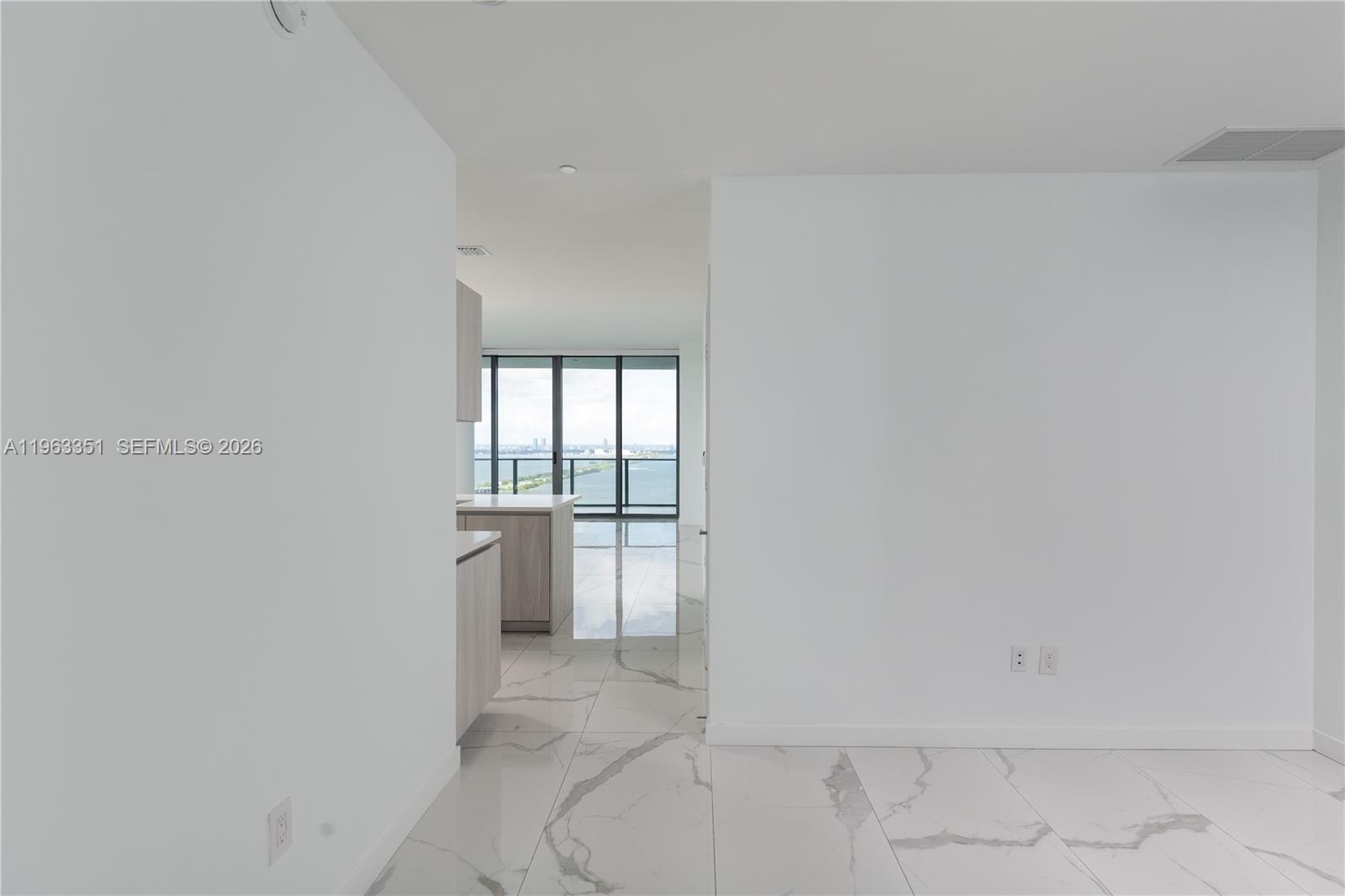 480 Northeast 31st Street, Unit 3307 Miami, FL 33137 - Photo 5 of 29