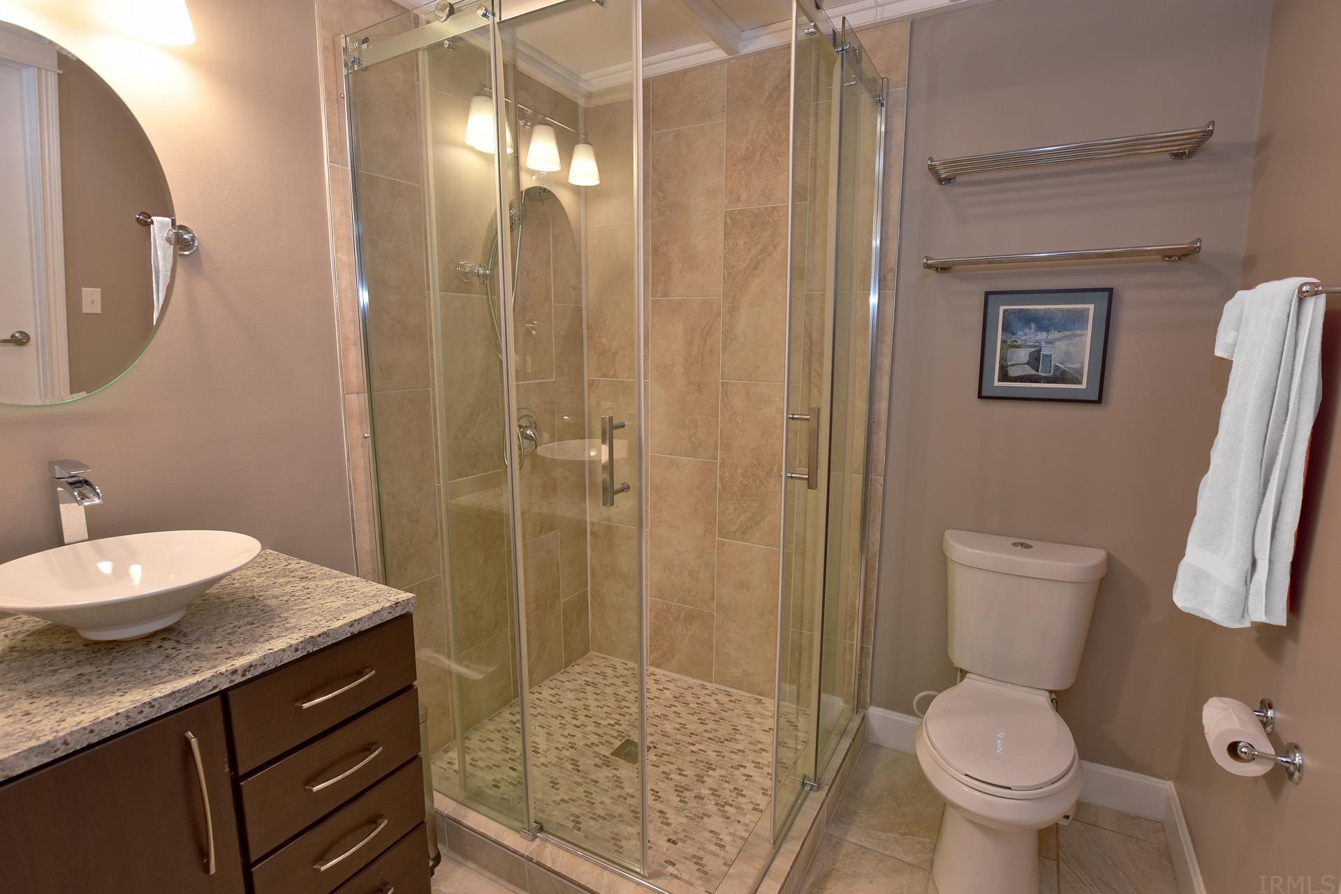 300 Main Street, Unit 1B Evansville, IN 47708 - Photo 11 of 16