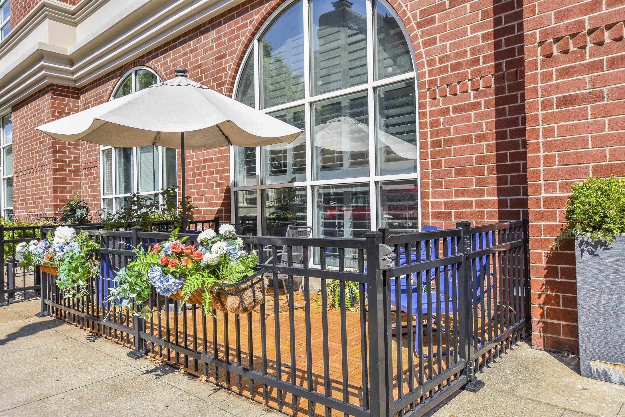300 Main Street, Unit 1B Evansville, IN 47708 - Photo 13 of 16