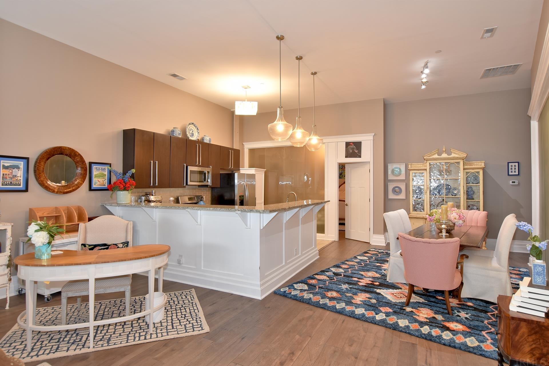 300 Main Street, Unit 1B Evansville, IN 47708 - Photo 5 of 16