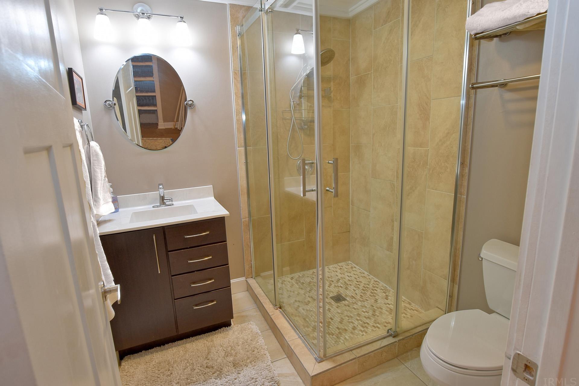 300 Main Street, Unit 1B Evansville, IN 47708 - Photo 8 of 16