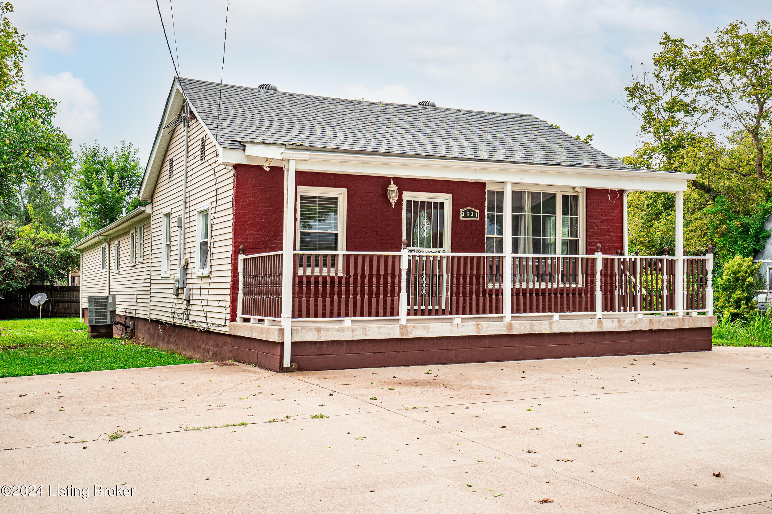 3331 Farnsley Road Louisville, KY 40216 - Photo 2 of 50 3331 Farnsley Rd-6