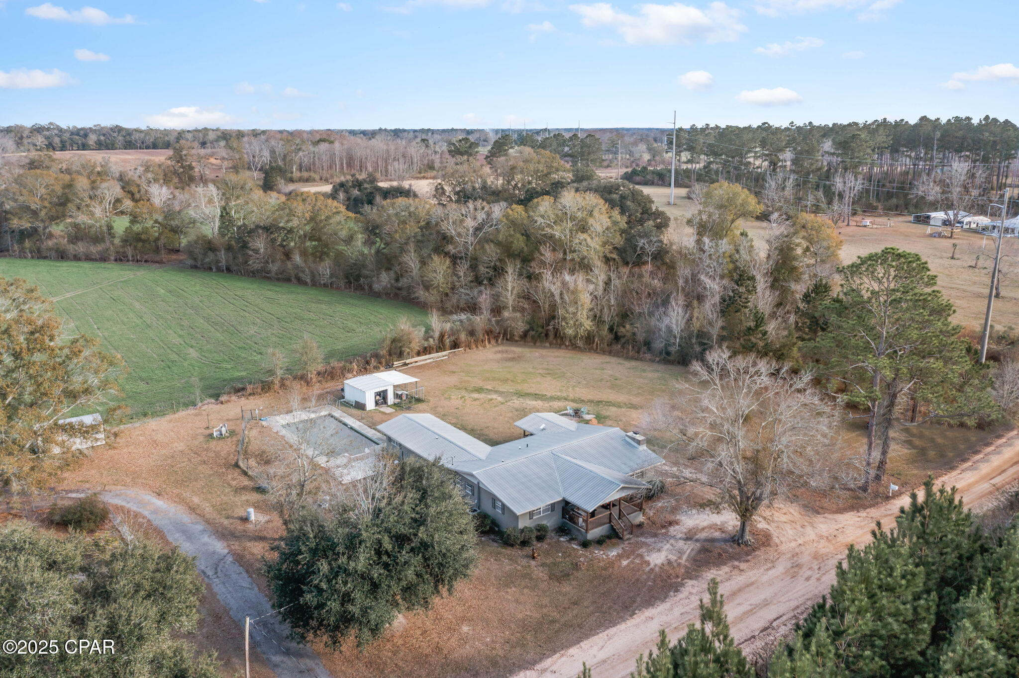 4686 Canary Road Graceville, FL 32440 - Photo 35 of 40