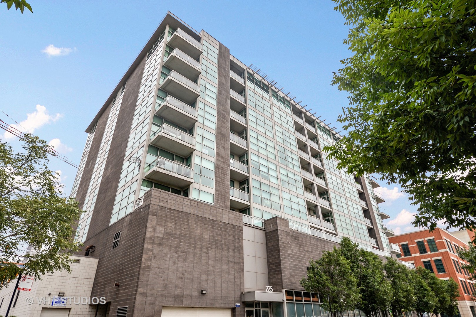 225 South Sangamon Street, Unit 909 Chicago, IL 60607 - Photo 1 of 21