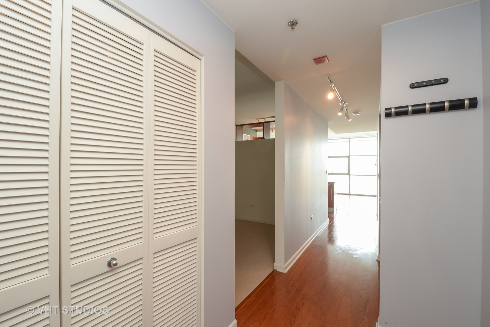 225 South Sangamon Street, Unit 909 Chicago, IL 60607 - Photo 10 of 21