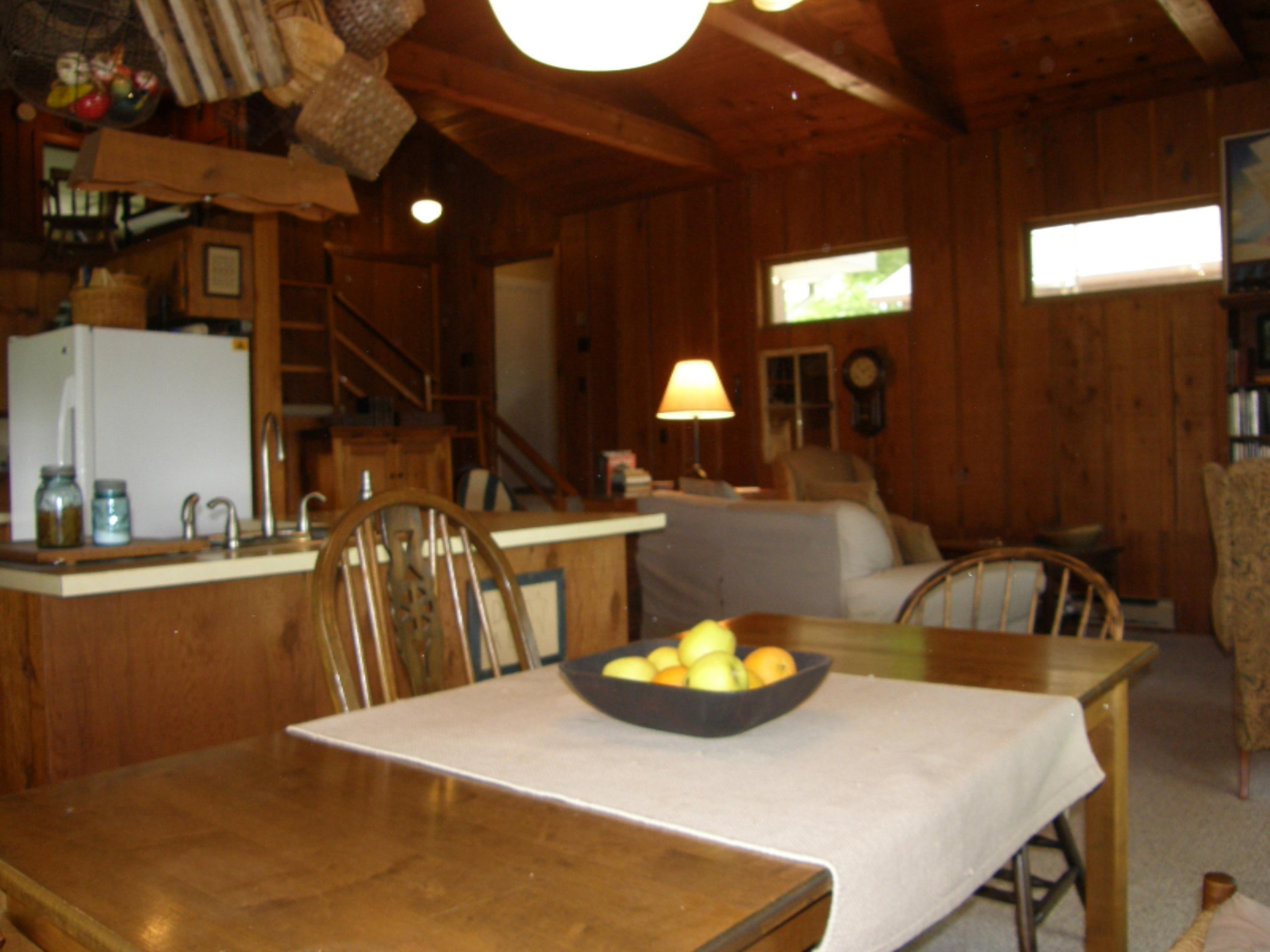 5927 South Pipestone Road Eau Claire, MI 49111 - Photo 24 of 49 5927_S_Pipestone_24_DRtowardsLR