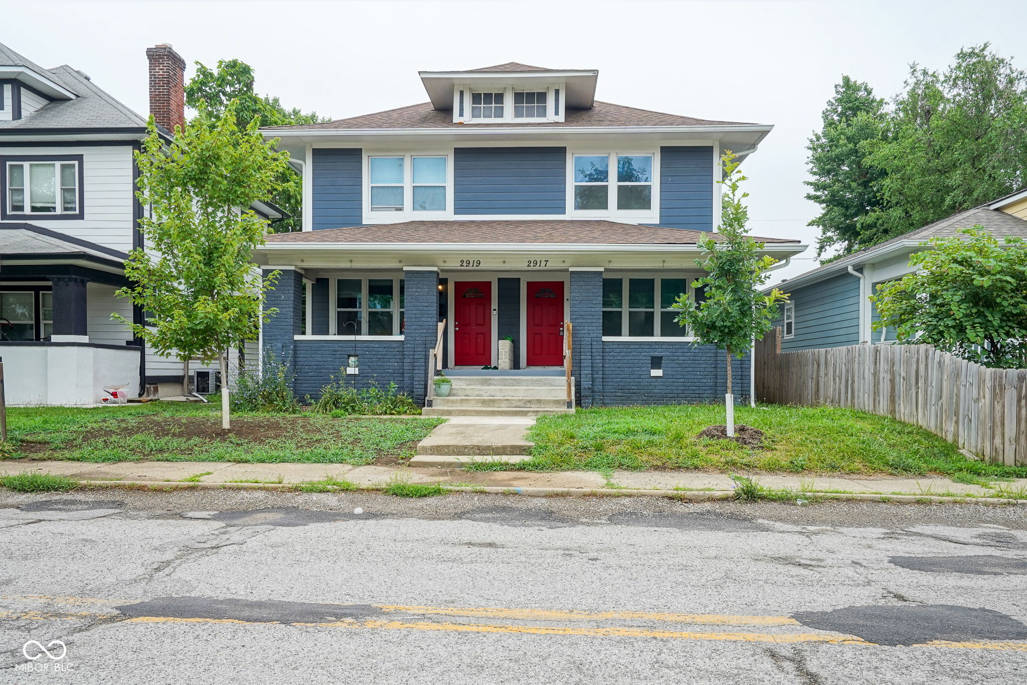 2917 Ruckle Street Indianapolis, IN 46205 - Photo 2 of 34