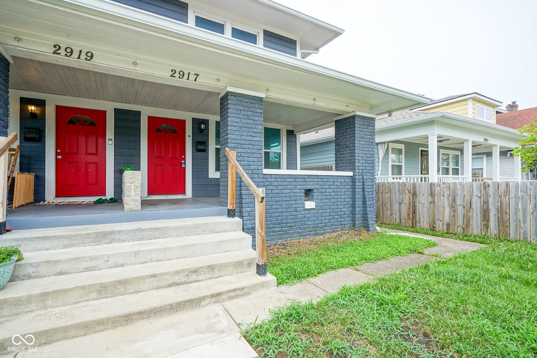 2917 Ruckle Street Indianapolis, IN 46205 - Photo 3 of 34