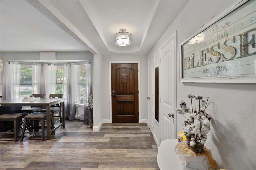 225 Timber Ridge Circle Burleson, TX 76028 - Photo 3 of 30