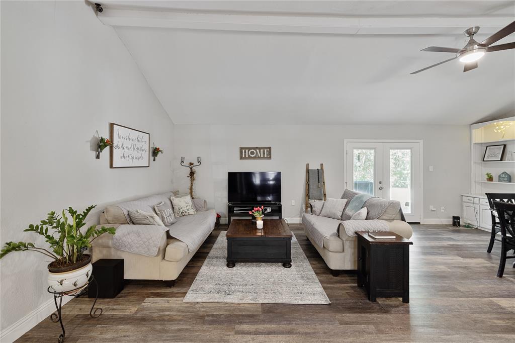 225 Timber Ridge Circle Burleson, TX 76028 - Photo 5 of 30