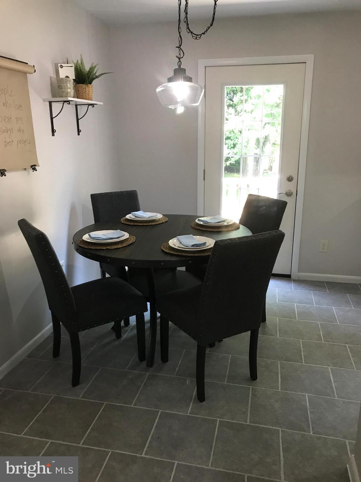 1020 Williamsburg Road Lancaster, PA 17603 - Photo 4 of 27 Gallery Image 4