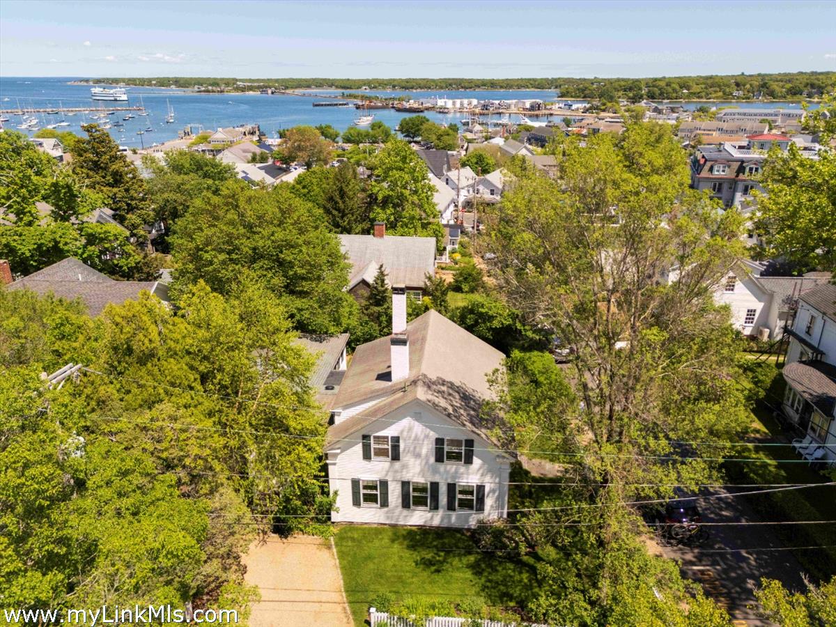 27 Spring Street Vineyard Haven, MA 02568 - Photo 3 of 58 just one block from Main Street, Vineyard Haven