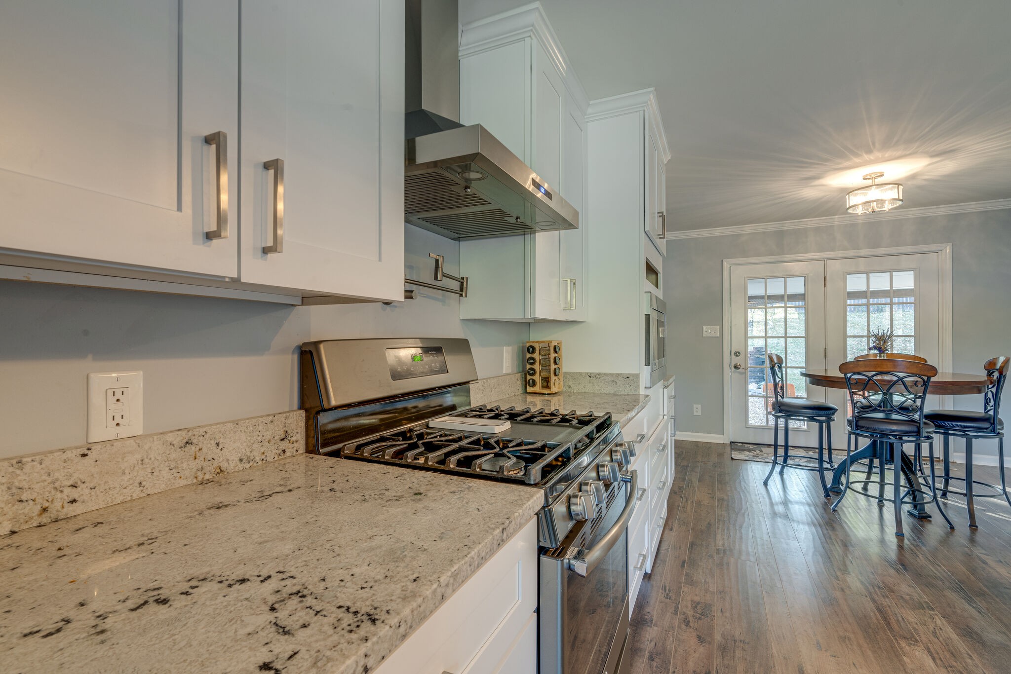 1402 Manor Road Columbia, TN 38401 - Photo 9 of 32 Gallery Image 9