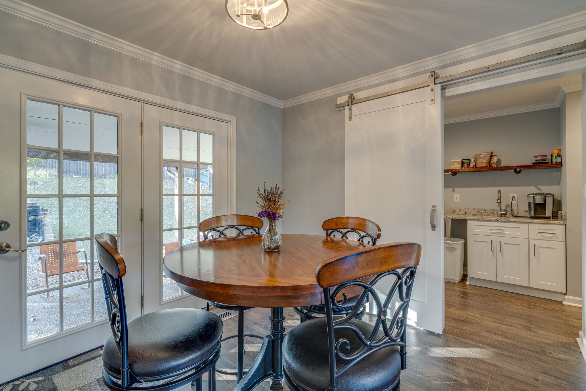 1402 Manor Road Columbia, TN 38401 - Photo 10 of 32 Gallery Image 10