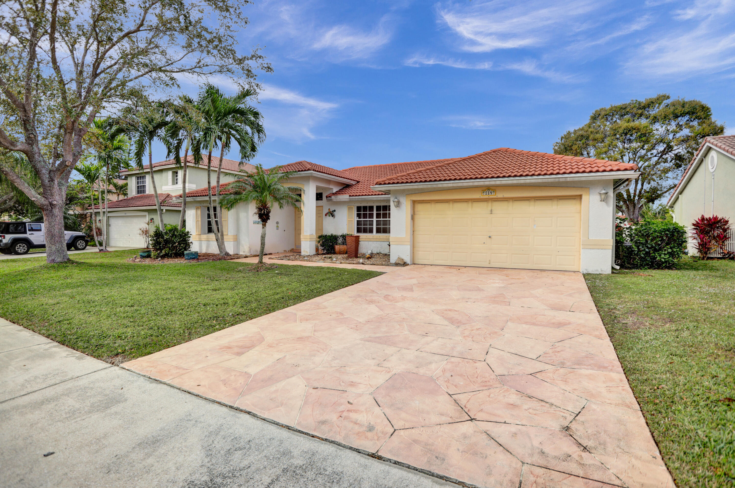 114 East Lee Road Delray Beach, FL 33445 - Photo 2 of 37 3W1A2714