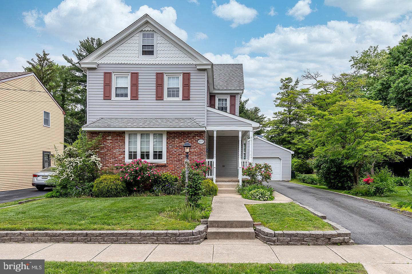 215 Dickinson Road Glassboro, NJ 08028 - Photo 1 of 21