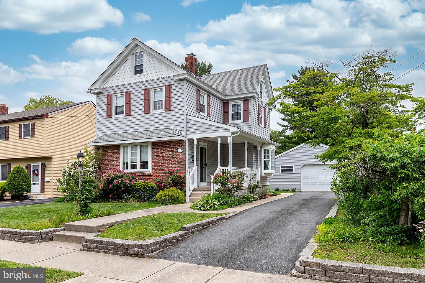 215 Dickinson Road Glassboro, NJ 08028 - Photo 2 of 21
