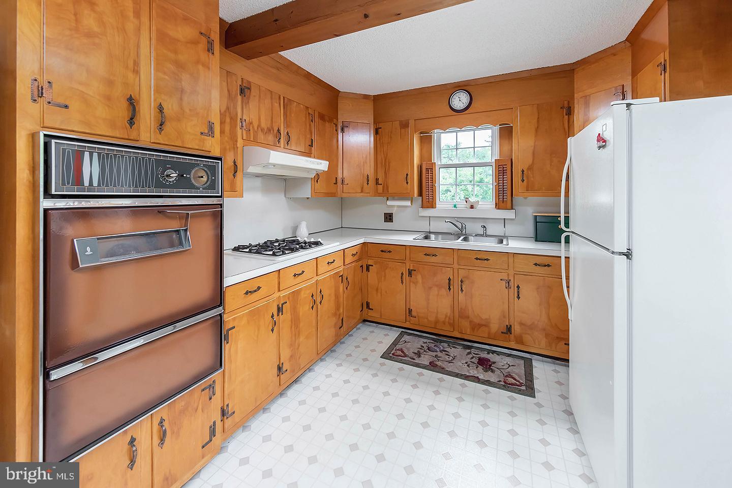215 Dickinson Road Glassboro, NJ 08028 - Photo 7 of 21