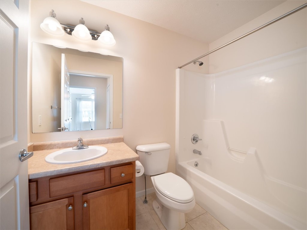 16 Kirkdale Circle Greece, NY 14612 - Photo 15 of 24