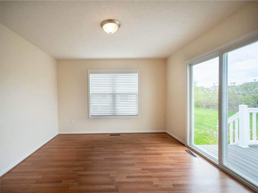 16 Kirkdale Circle Greece, NY 14612 - Photo 4 of 24