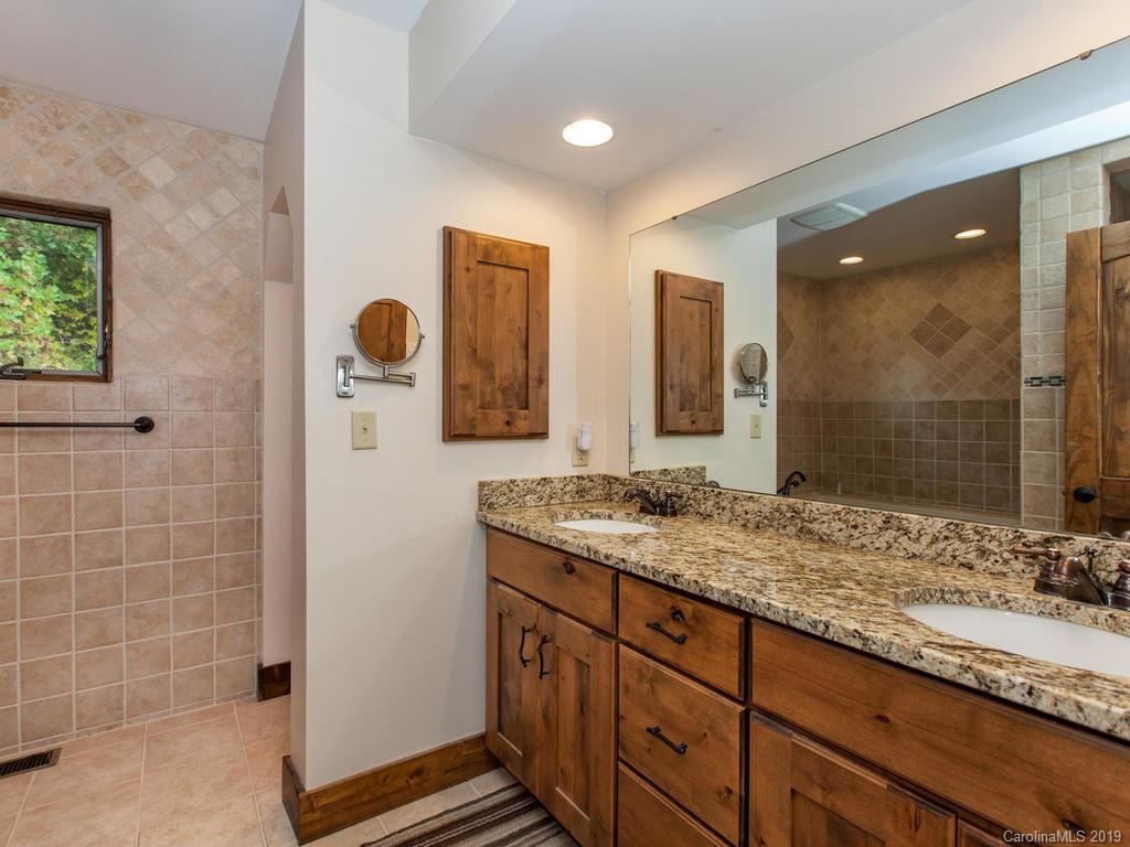 747 Ben Clark Road Marshall, NC 28753 - Photo 18 of 41 Gallery Image 18