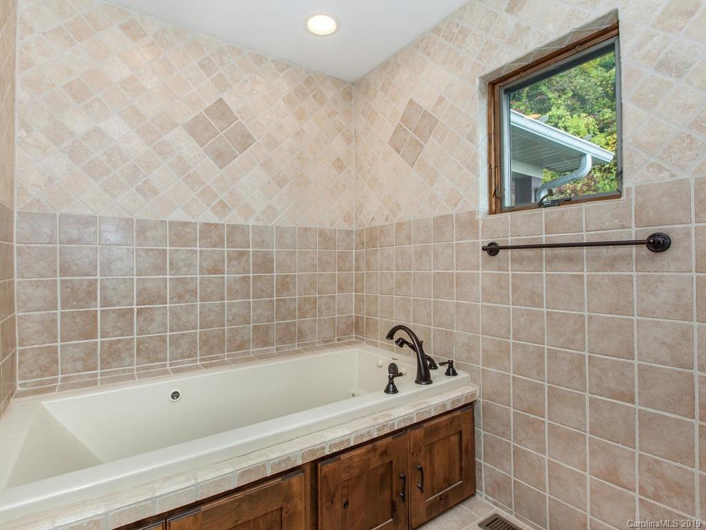 747 Ben Clark Road Marshall, NC 28753 - Photo 19 of 41 Gallery Image 19