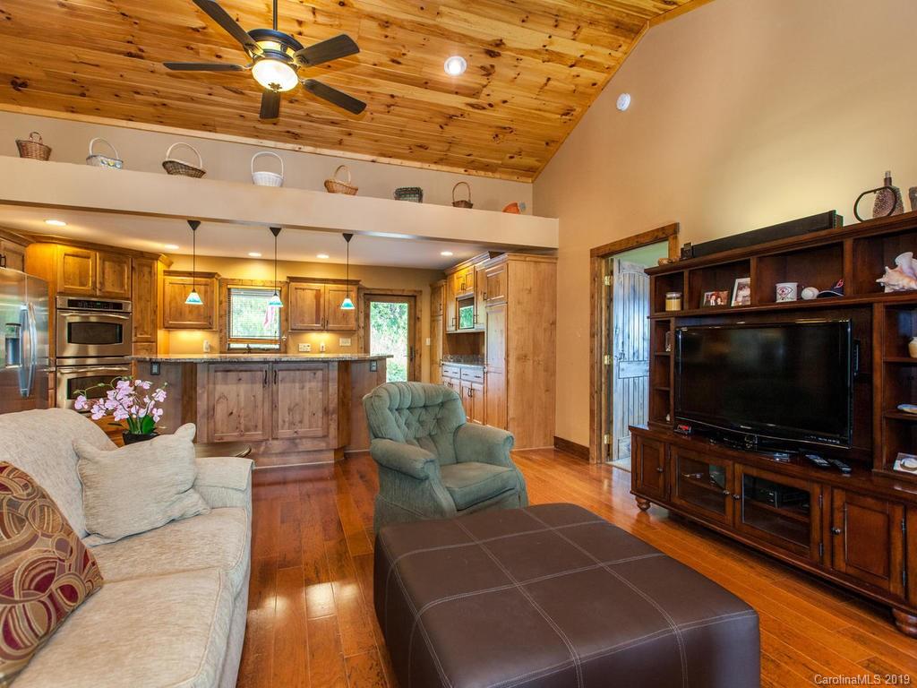 747 Ben Clark Road Marshall, NC 28753 - Photo 9 of 41 Gallery Image 9