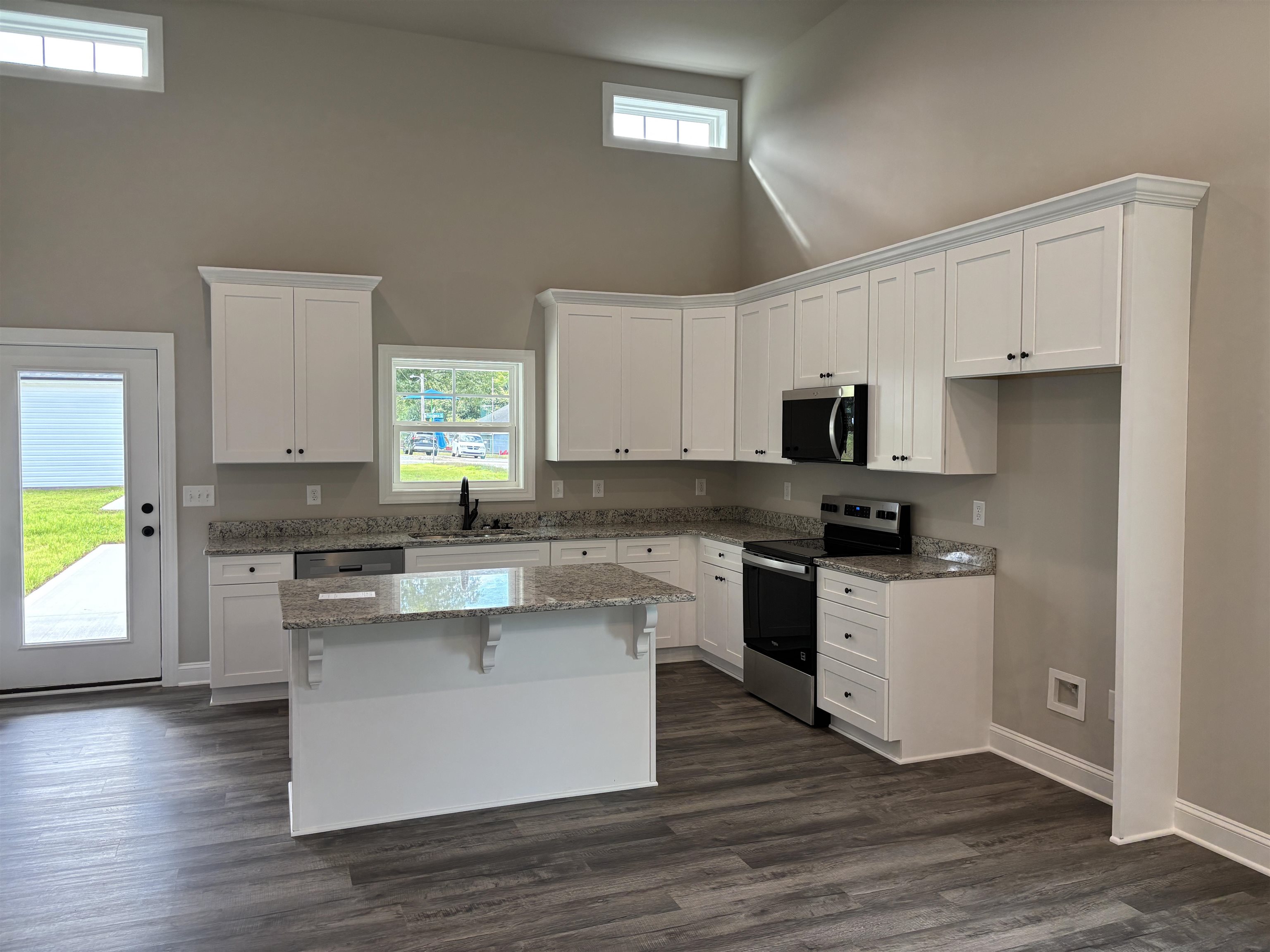 319 Martin Street Gaffney, SC 29341 - Photo 3 of 15