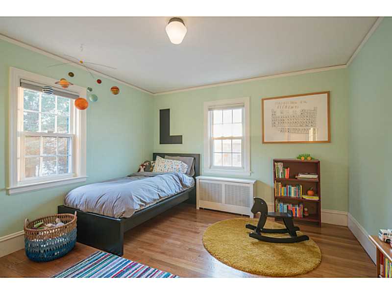 78 Memorial Road Providence, RI 02906 - Photo 15 of 20 Bedroom.