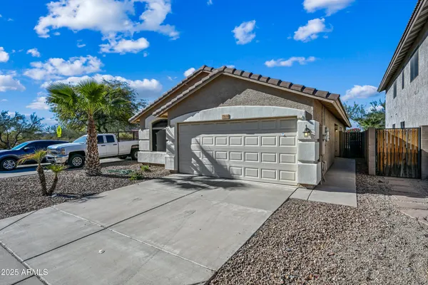 $2,250 | 22830 North 24th Street, Phoenix, AZ 85024