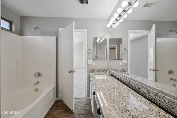 $2,250 | 22830 North 24th Street, Phoenix, AZ 85024