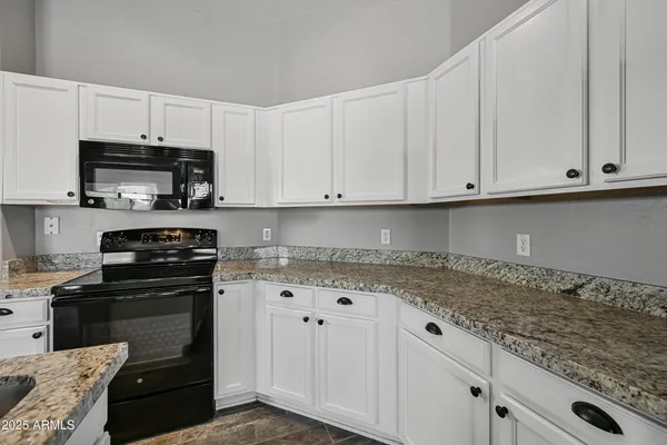 $2,250 | 22830 North 24th Street, Phoenix, AZ 85024