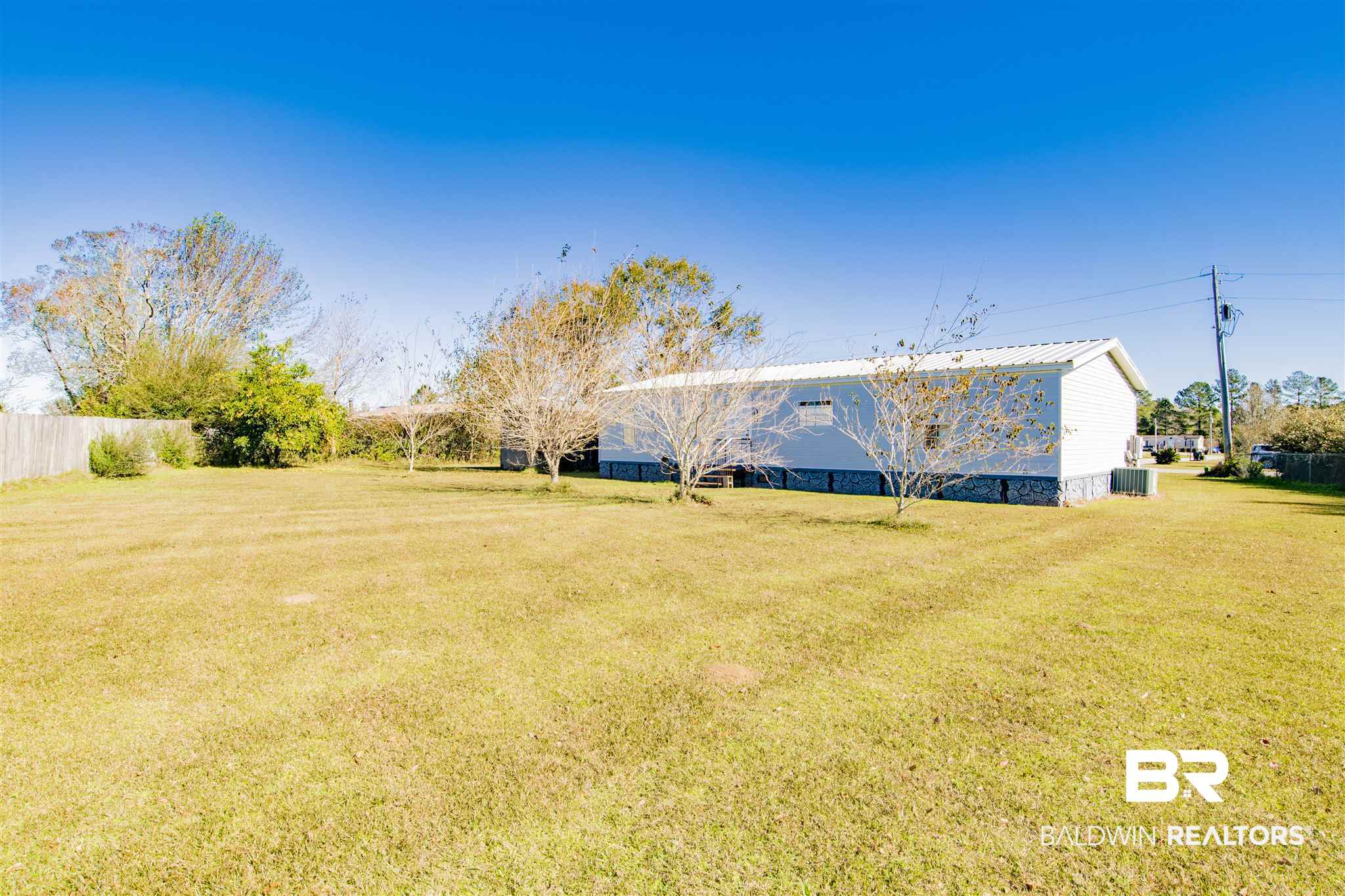 207 Swallow Circle Robertsdale, AL 36567 - Photo 18 of 20