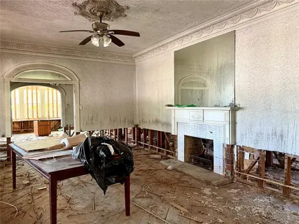 $395,000 | 315 South Bermuda Boulevard, Tampa, FL 33605