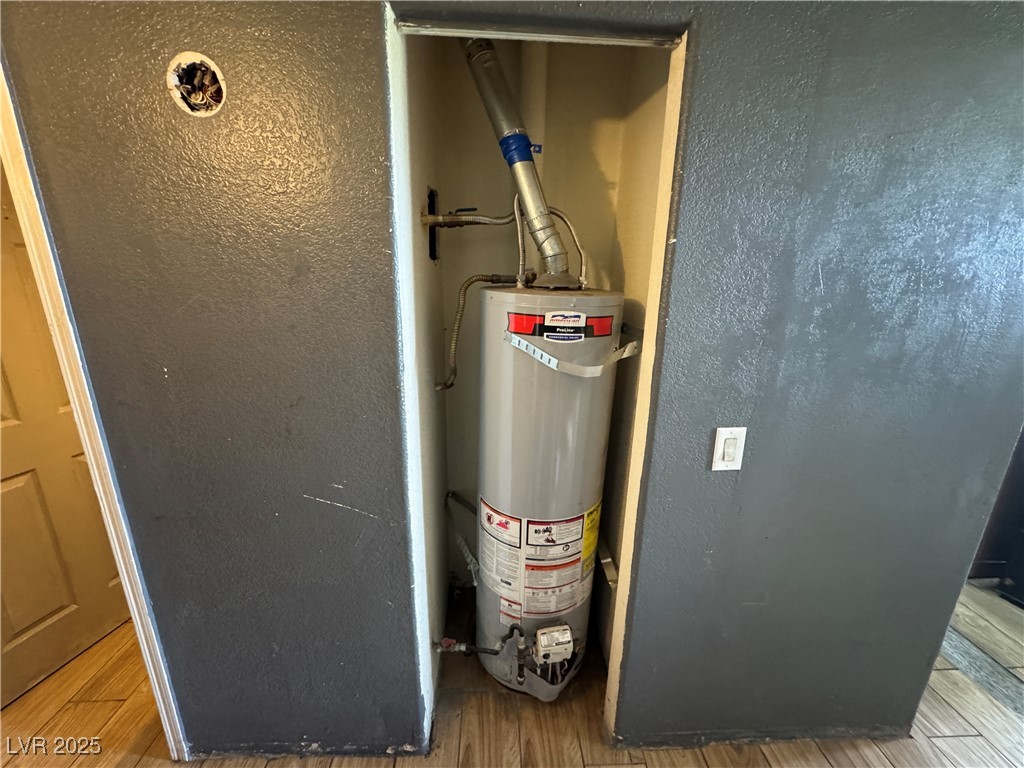 3318 North Decatur Boulevard, Unit 2057 Las Vegas, NV 89130 - Photo 16 of 18 Utilities featuring water heater