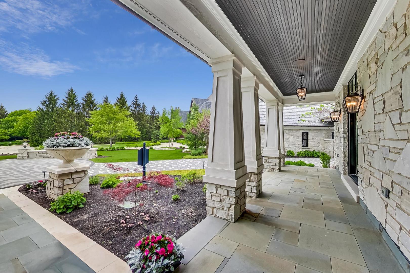 6679 Lee Court Burr Ridge, IL 60527 - Photo 4 of 98