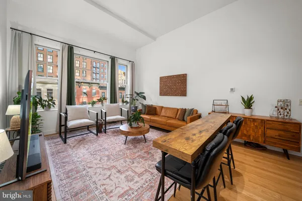 $2,350 | 675 E Street Northwest, Unit 340, Washington, DC 20004