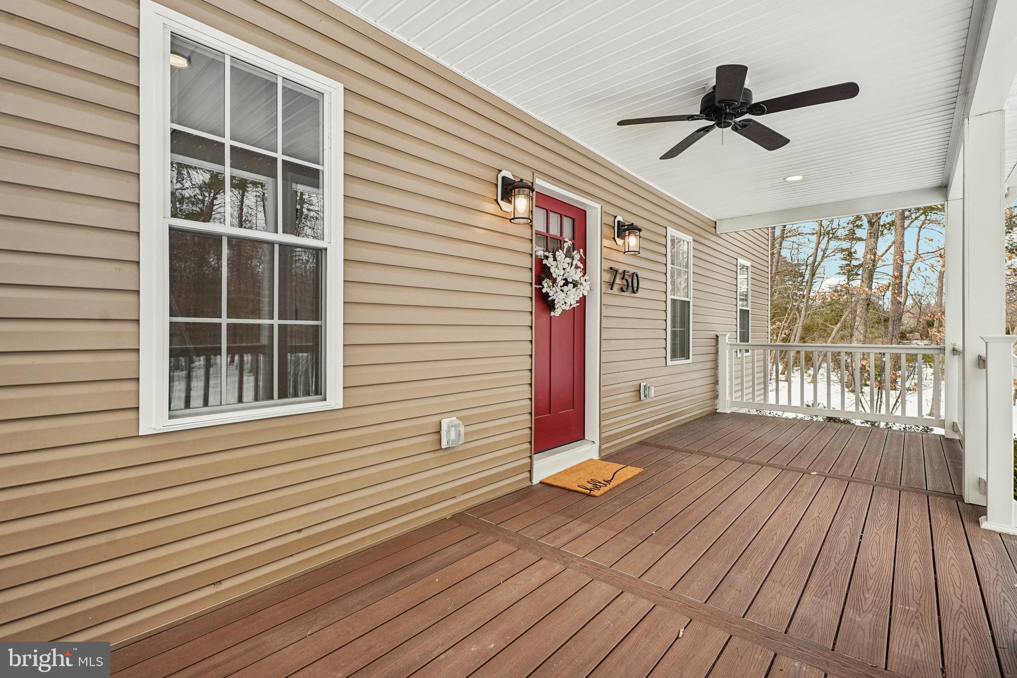 750 Maple Avenue Southampton, NJ 08088 - Photo 3 of 52 a view of a livingroom with wooden floor