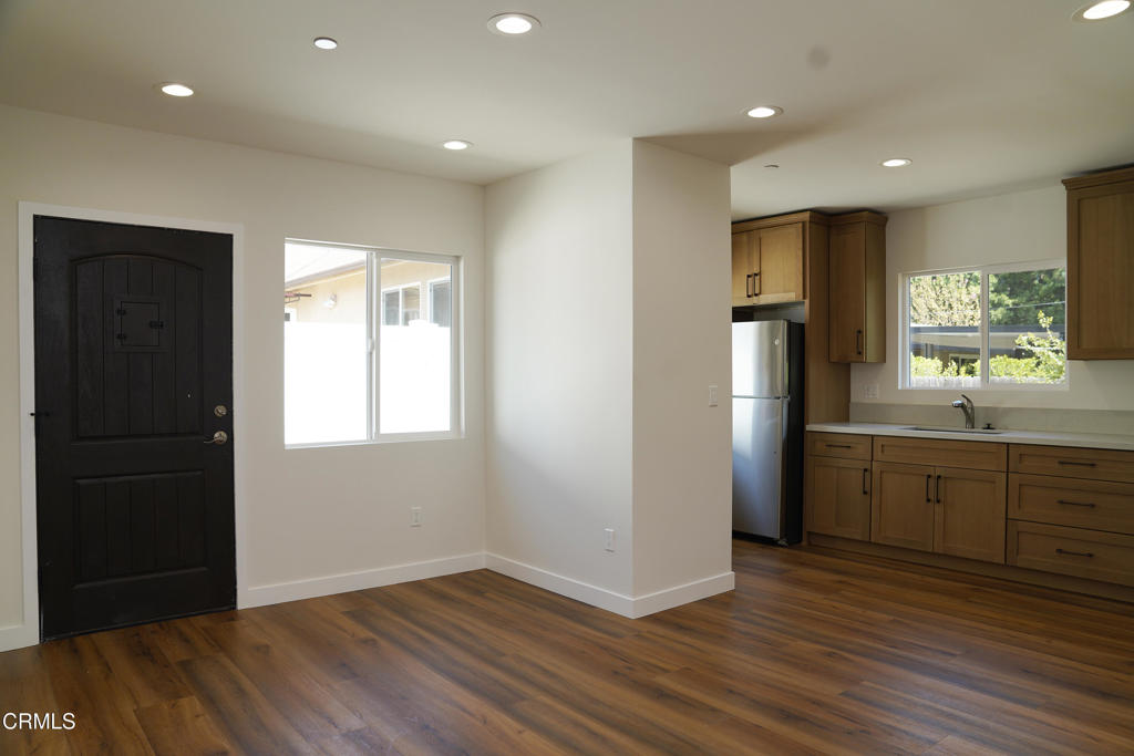 2428 Brigden Road Pasadena, CA 91104 - Photo 1 of 11 Living Area