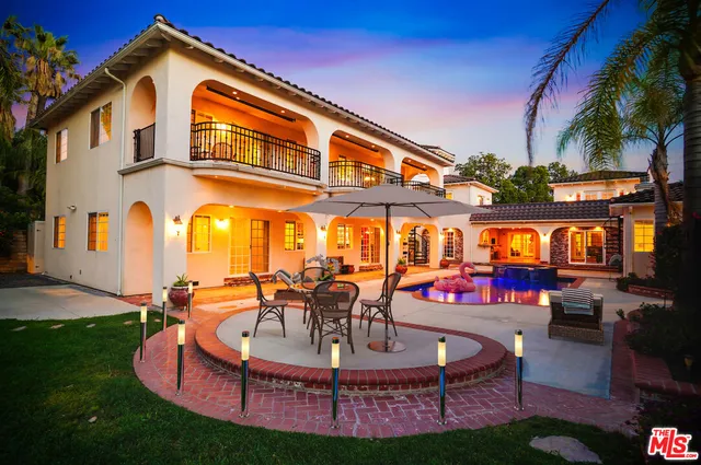 $4,999,500 | 10655 Camarillo Street, Toluca Lake, CA 91602