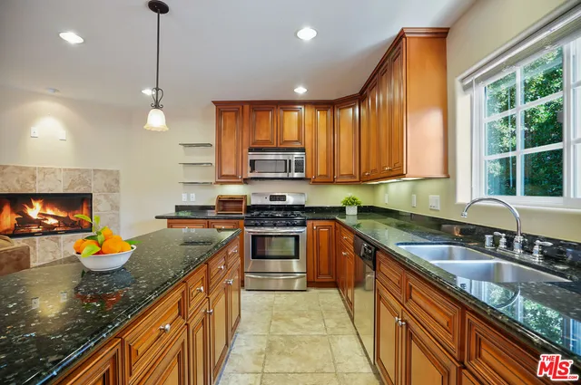 $4,999,500 | 10655 Camarillo Street, Toluca Lake, CA 91602