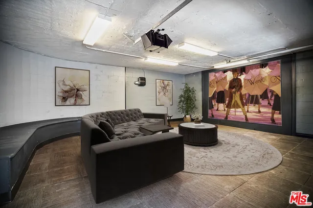 $4,999,500 | 10655 Camarillo Street, Toluca Lake, CA 91602