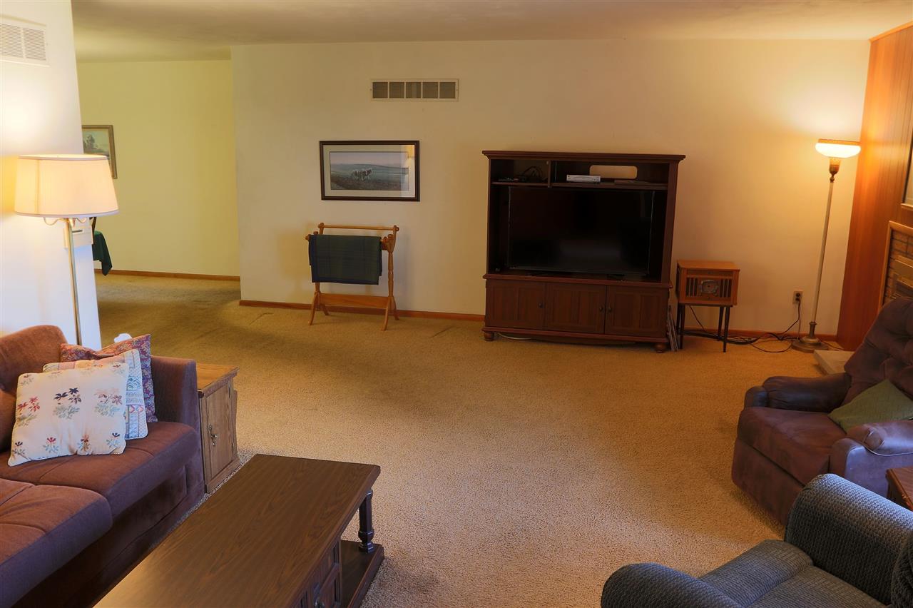 12615 Montague Road Winnebago, IL 61088 - Photo 17 of 25 Gallery Image 17